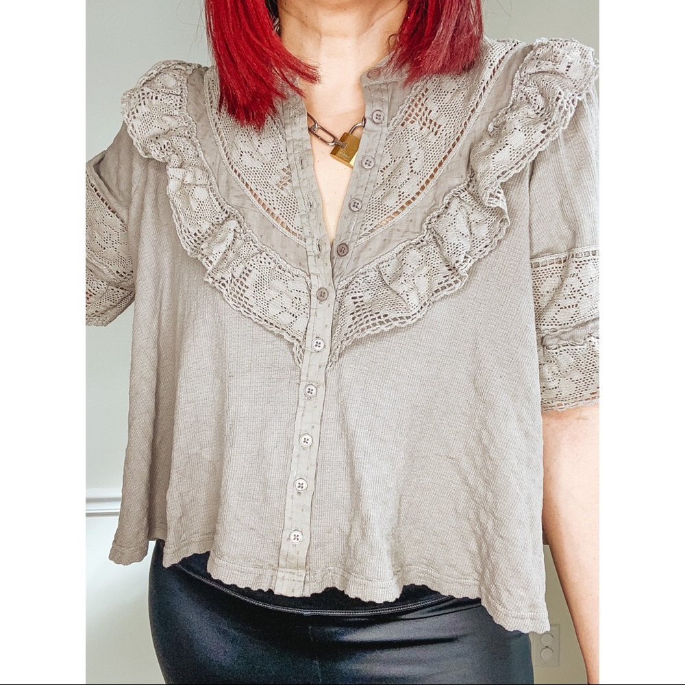*NEW* FREE PEOPLE WALK IN THE PARK RUFFLED TOP